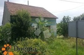 KUĆA KARLOVAC 67 m², Karlovac, Ev