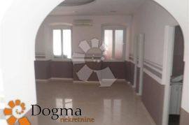 Poslovni prostor Sušak 75 m², Rijeka, Commercial property