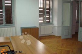 POSLOVNI PROSTOR CENTAR 156 m², Rijeka, Εμπορικά ακίνητα