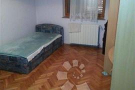 KUĆA ČAVLE 500 m² S+P+1 samostojeća, Čavle, Casa