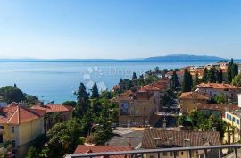 Prvoklasnan stan sunčanog interijera, Opatija, Stan