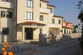 KUĆA MEDULIN PREMANTURA 750 m² S+2, Medulin, Maison