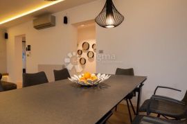 STAN OPATIJA POBRI 156 m² 4S+DB, Opatija - Okolica, Appartment