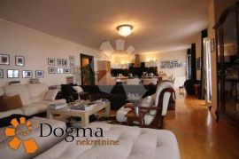 STAN LOVRAN 128.26 m² 2S+DB, Lovran, Apartamento