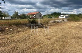 Istra, Režanci građevinsko zemljište 510m2 !, Svetvinčenat, Terrain