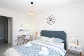 Istra, Rovnj, renoviran stan 59m2 s dvije spavaće sobe u samom centru grada + tavan, Rovinj, Flat