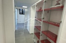 Vračar - Crveni Krst - 58m2 ID#19468, Vračar, Propiedad comercial