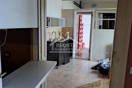 Vračar - 210m2+3.6a ID#19051, Vračar, Famiglia