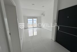 Crikvenica, novogradnja, predivan trosoban stan NKP 62,38 m2, Crikvenica, Appartement