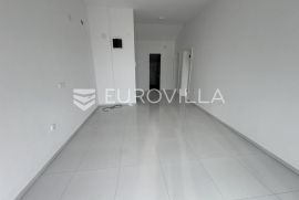 Crikvenica, novogradnja, predivan trosoban stan NKP 62,38 m2, Crikvenica, Appartement