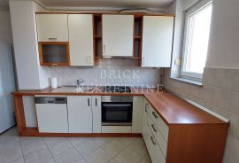 STAN, PRODAJA, ZAGREB, MALEŠNICA, 82 m2, 4-soban, Zagreb, Apartamento