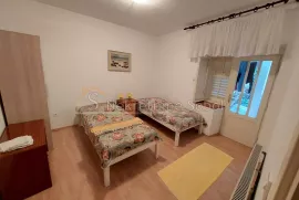 Mali Lošinj - Dvije kuće, 355 M2, Mali Lošinj, Maison