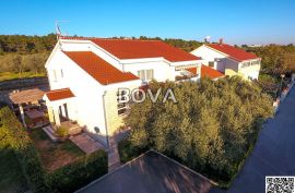 Kuća za odmor 260 m2 – Kožino *Bazen* (ID-2209), Zadar - Okolica, Σπίτι