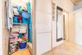 Zagreb, Centar, poslovni prostor u prizemlju dvorišne zgrade 50 m2, Zagreb, Propiedad comercial