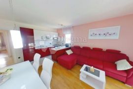 Stan u prizemlju s vrtom, Novigrad, Flat