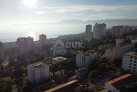 RIJEKA, BANDEROVO- stan 118m2 s panoramskim pogledom na more - 3S+DB - 1. kat + garaža 18m2, Rijeka, Appartamento