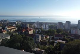 RIJEKA, BANDEROVO- stan 118m2 s panoramskim pogledom na more - 3S+DB - 1. kat + garaža 18m2, Rijeka, Appartamento