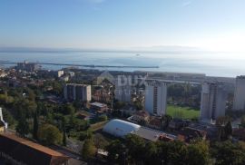 RIJEKA, BANDEROVO- stan 118m2 s panoramskim pogledom na more - 3S+DB - 1. kat + garaža 18m2, Rijeka, Appartamento