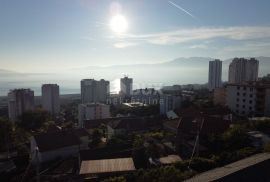 RIJEKA, BANDEROVO- stan 118m2 s panoramskim pogledom na more - 3S+DB - 1. kat + garaža 18m2, Rijeka, Appartamento