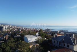 RIJEKA, BANDEROVO- stan 118m2 s panoramskim pogledom na more - 3S+DB - 1. kat + garaža 18m2, Rijeka, Appartamento