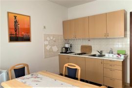 ROVINJ - IZVRSNA ZGRADA S 14 APARTMANA, Rovinj, Casa