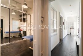 Zagreb, Strogi centar, prekrasan novo adaptiran trosoban stan 108 m2, Zagreb, Appartement