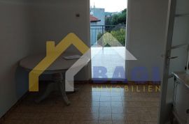 STAN-ETAŽA KUĆE 1 KAT-VIDIKOVAC 110m2, Pula, Daire