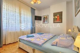 Poreč, ekskluzivna vila s 430 m2, atraktivna lokacija, Poreč, Дом