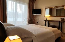 PAG OBITELJSKI HOTEL 50m DO MORA! 600m2, Pag, العقارات التجارية