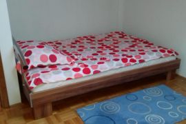 DVOETAŽNI APARTMAN U GRADU KRKU, Krk, Appartment