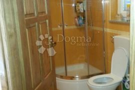 DVOETAŽNI APARTMAN U GRADU KRKU, Krk, Appartment