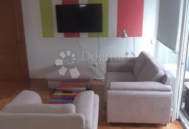 APARTMAN U GRADU KRKU - DVOETAŽNI, Krk, Daire