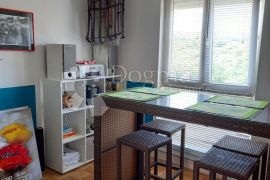 APARTMAN U GRADU KRKU - DVOETAŽNI, Krk, Daire