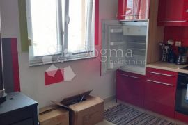 APARTMAN U GRADU KRKU - DVOETAŽNI, Krk, Appartement