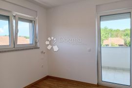 Atraktivan stan u luksuznoj novogradnji ! Dvije terase, parkirna mjesta..., Zaprešić, Appartment