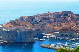 Luksuzna villa s bazenom, u prirodnom okruženju, pogled more, Dubrovnik, Ev