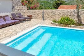 Villa 400 m2 s bazenom i pogledom na more u neposrednoj blizini Dubrovnika, Dubrovnik, Maison