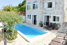 Villa 400 m2 s bazenom i pogledom na more u neposrednoj blizini Dubrovnika, Dubrovnik, Maison