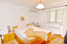 Dvojna kuća cca 250 m2 na atraktivnoj lokaciji - Dubrovnik, Dubrovnik, Haus