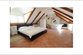 Villa s kapelicom cca. 220 m2 - Dubrovnik Stari Grad, Dubrovnik, Haus