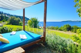 Villa with pool, first row to the sea - Luxurious experience of living in nature - EXCLUSIVE SALE IMB, Dubrovnik, بيت