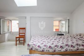 Rovinj, stan sa pogledom na more u centru grada, Rovinj, Appartment