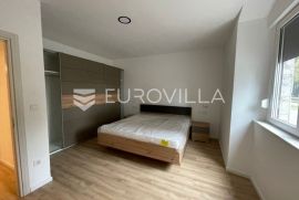 Istra, Pula, renoviran stan na top lokaciji, NKP 71,96 m2, Pula, Daire