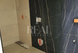 OPATIJA-luksuzan stan u novogradnji, 3S+DB sa bazenom i okućnicom, Opatija, Appartement