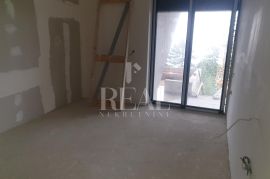 OPATIJA-luksuzna novogradnja, 4S+DB od 272 m2 sa pripadcima, Opatija, Flat