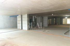 OPATIJA-luksuzna novogradnja, 4S+DB od 272 m2 sa pripadcima, Opatija, Flat