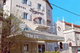 Kaštela, šarmantni hotel prvi red do mora, Kaštela, Propriedade comercial