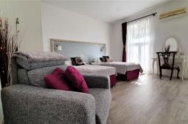 RIJEKA, CENTAR - prekrasan gospodski stan u samom centru, Rijeka, Apartamento