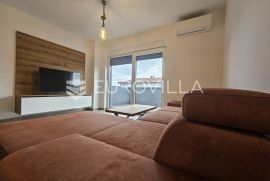 Rijeka, Srdoči, novouređen PENTHOUSE u novogradnji NKP 116 m2, Rijeka, Wohnung