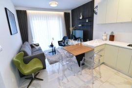 Opatija, Centar, moderno uređen dvosoban stan NKP 45 m2, Opatija, Kвартира